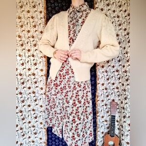 Vintage ❉ Carroll Reed Puff Sleeve V-Neck Sweater Cream Cardigan Size S